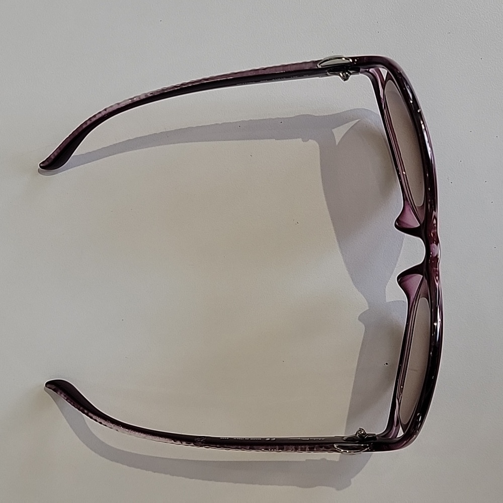 Salvatore Ferragamo Sunglasses - Picture 3 of 6